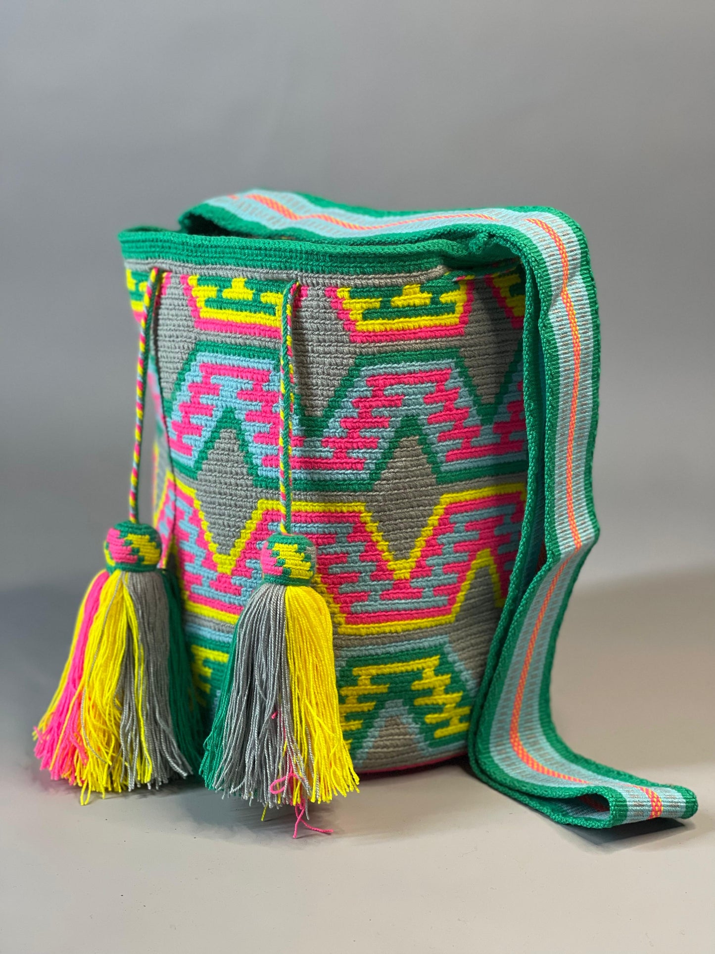 Mochila GRANDE Encanto Wayuu PREMIUM 🤩💐(33x28)