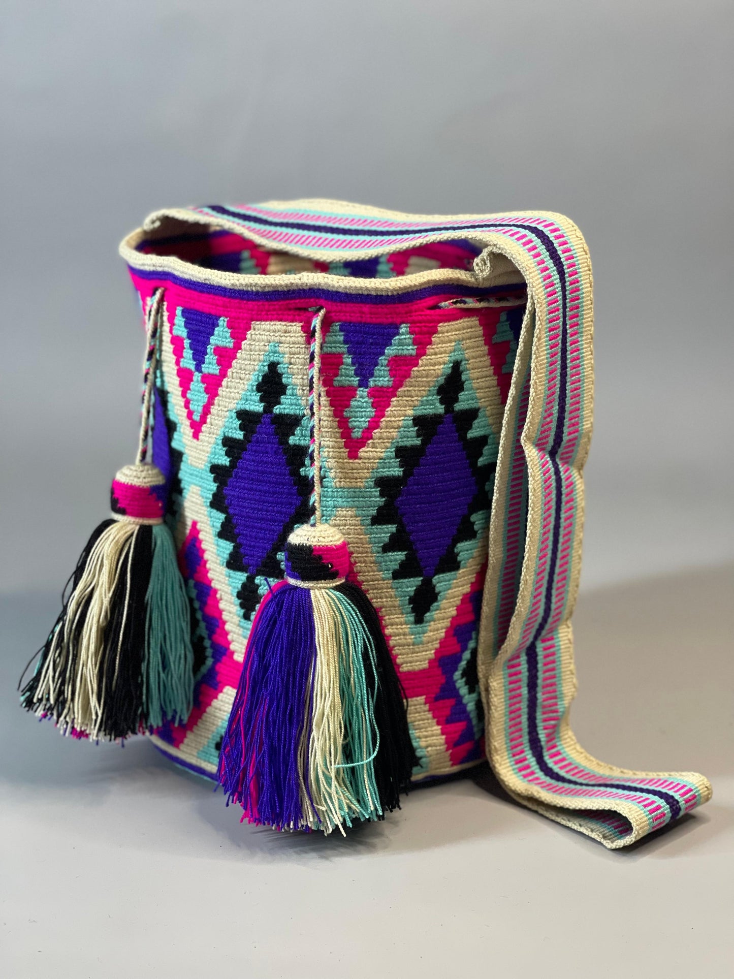 Mochila GRANDE Amatista Wayuu PREMIUM 💜⭐️(33x28)