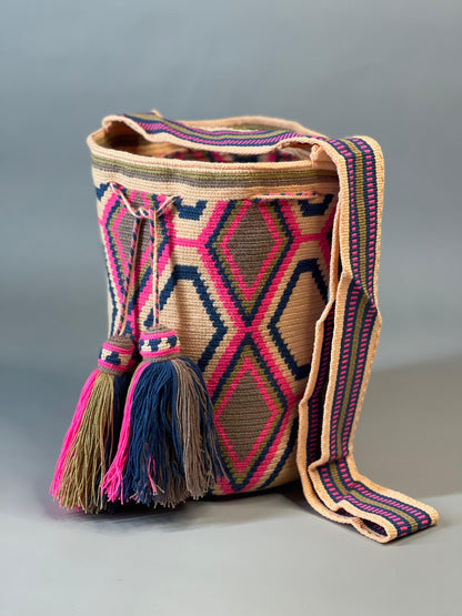 Mochila GRANDE Encanto Wayuu PREMIUM 🤩💐(33x28)